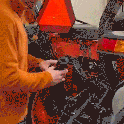 Tractor Hydraulic Filter Changing Tool