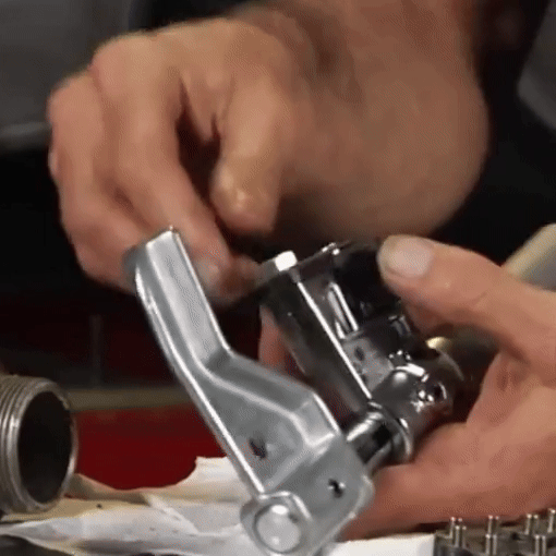Universal Outside Thread Chaser